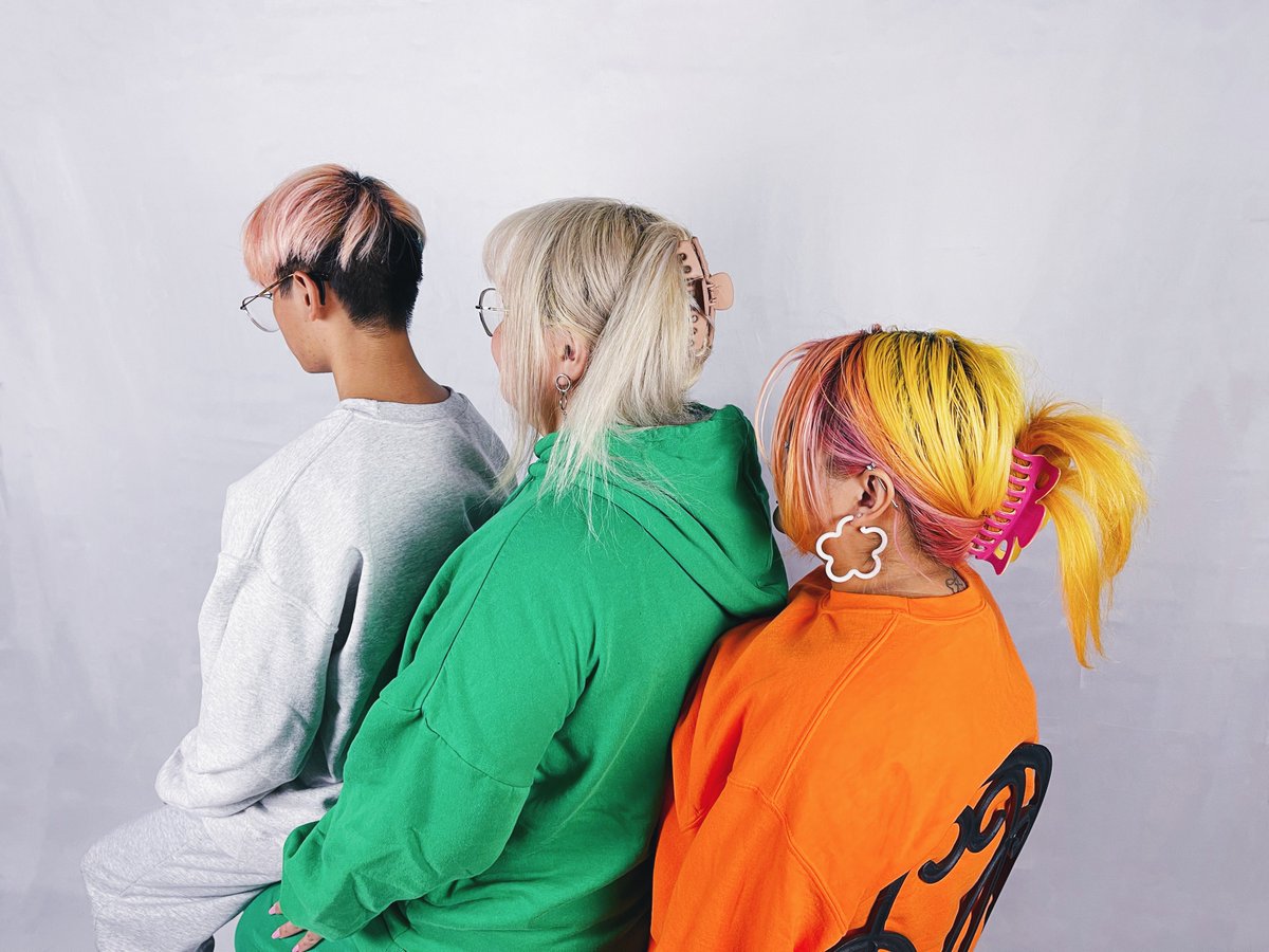 sunwoovibez's tweet photo. svt leaders 🤍💚🧡
with @beomiejer & @taebaybayyy
@pledis_17 #seventeen #svtleaders #changeup #woozi #hoshi #scoups https://t.co/n3wQhxmKCc