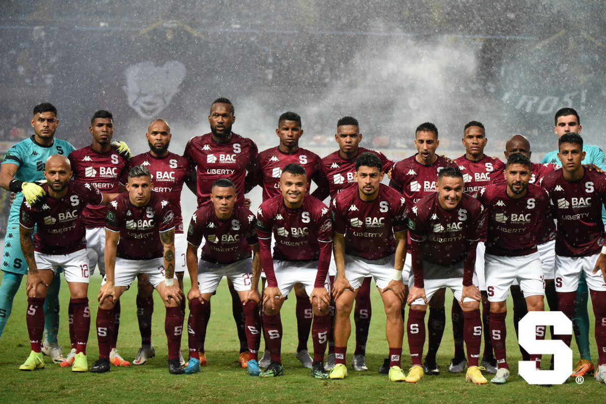 chepebomba's tweet photo. Apaga y vámonos. Paren esto ya. Demasiado grande es el Saprissa. Muy, pero muy superior en la Primera División de Costa Rica. En este nivel, nadie podrá detenerlos. Lo mejor sería mudarse a una "Liga" más competitiva. No hay peso para el morado, no hay peso para el monstruo. https://t.co/s4Ttfwa9Mj