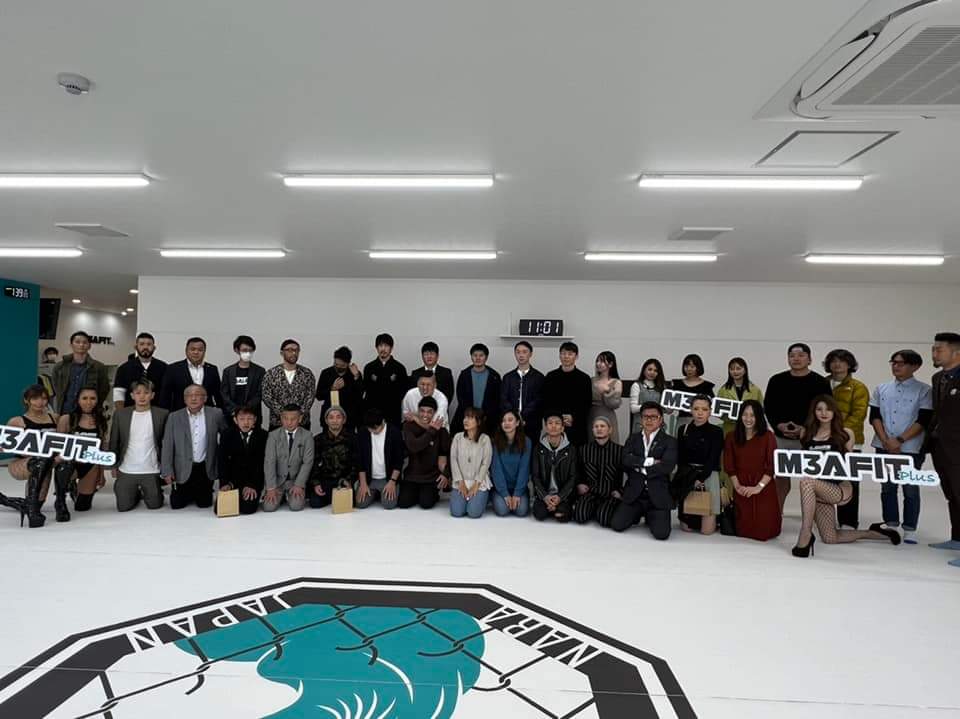 GLADIATOR_MMA_'s tweet photo. 元GLADIATORフェザー級王者M3AFIT MIKE藤田宗弘 代表が
奈良県王寺駅前に2店舗目となる『M3AFITplus Open』
これから奈良が更に活性化します!
#m3afit
#格闘技
#総合格闘技
#フィットネス
#格闘技で奈良を元気に https://t.co/bvQPHsj8lQ