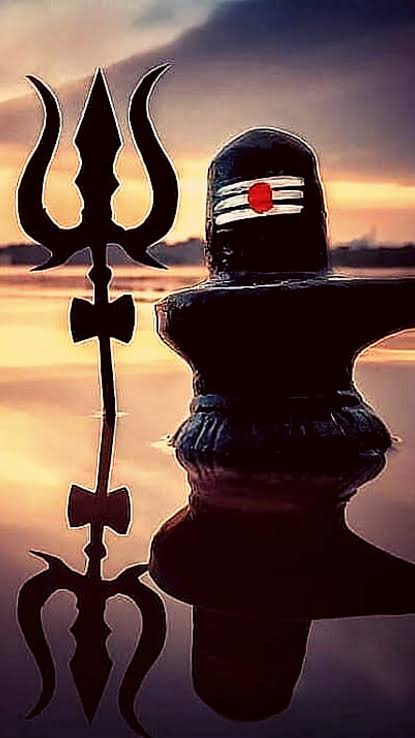 केदार भी तू काशी भी तू , तू नाथो के नाथ सोमनाथ भी तू, श्री राम के अति प्रिय रामेश्वर भी तू, देवों के देव मेरे #महादेव है तू, तेरी माया तू ही जाने, जो जाने उसके अंतकरण में तू। हर हर महादेव 🙏