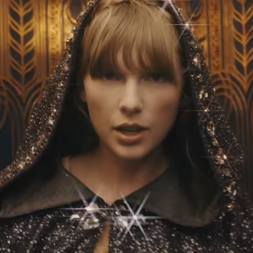 Taylor Swift Updates On Twitter Bejeweled Enters The Top 5 On taylor-swift-updates-on-twitter-bejeweled-enters-the-top-5-on