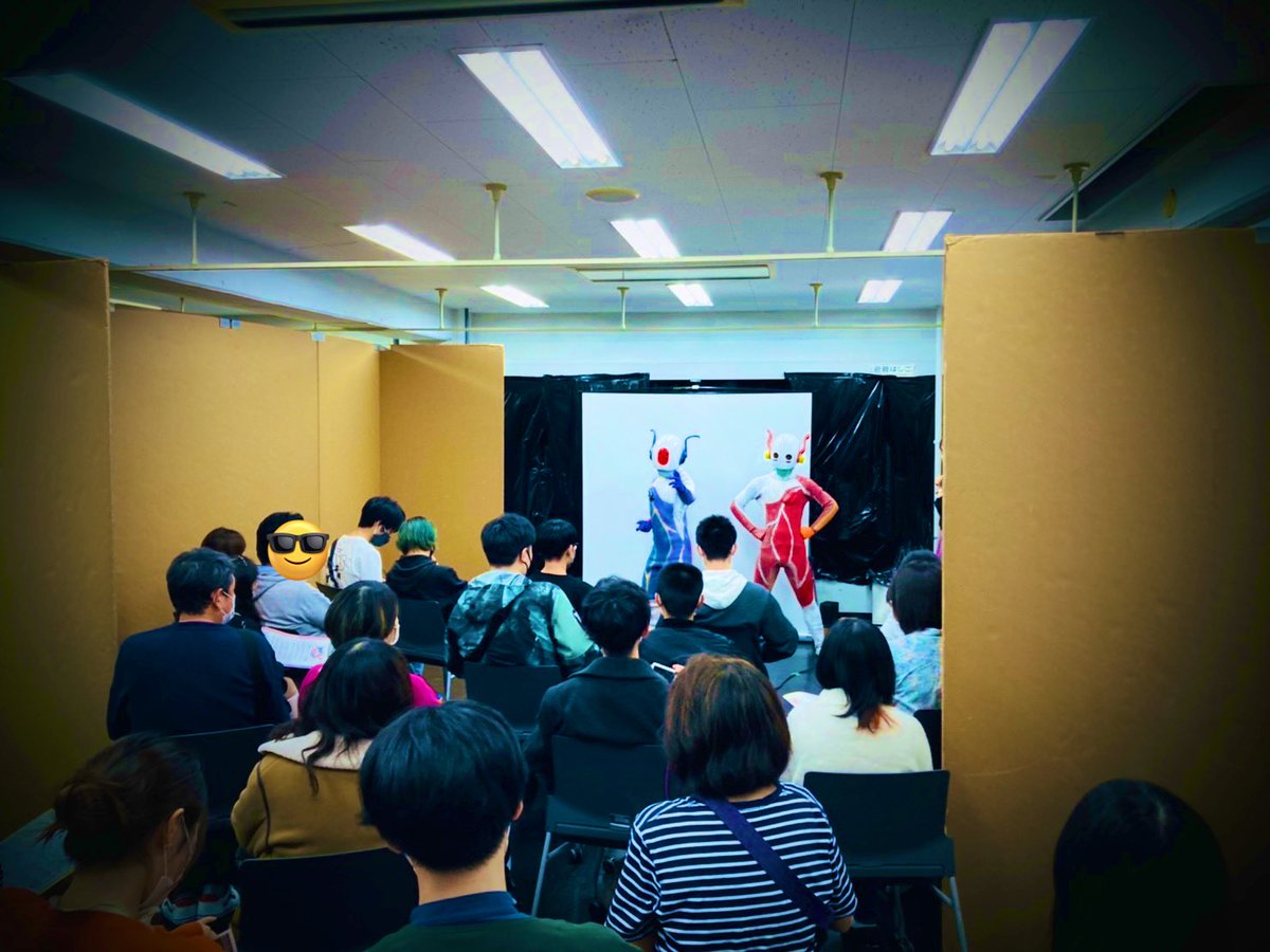 giantvsmonster's tweet photo. 芸祭終了！！おかげさまで大きなトラブルもなく展示・上映を終える事が出来、3日間合計で1500人を超えるお客様にお越しいただけました。
沢山のご来場、誠にありがとうございました…m(_ _)m

これからもビビッドマンを何卒宜しくお願いします！！
#ビビッドマン
#maufes
#武蔵美芸祭
#まうじゃないか https://t.co/4yUt5Ri7Hr