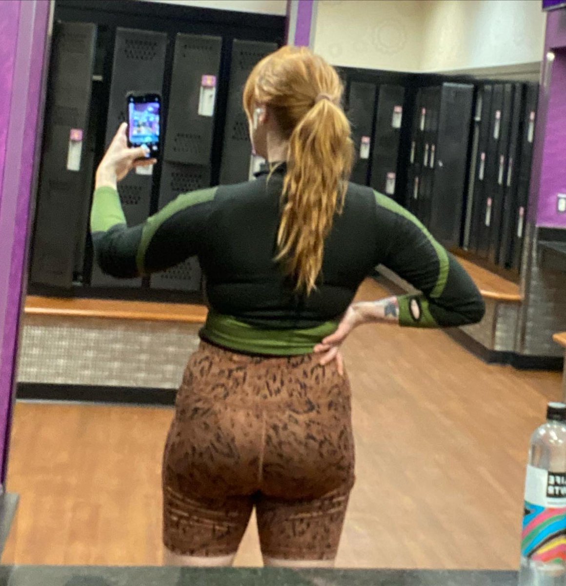 KayleighKann777's tweet photo. I’m only working out so I can sing the #nationalanthem at #detroit #sporting #events #detroitvocalist #pistons #lions how do I get there? @PlanetFitness hosts the stairs I hum scales on 👀✨♥️ #detroitsinger https://t.co/cgDhclL8bR