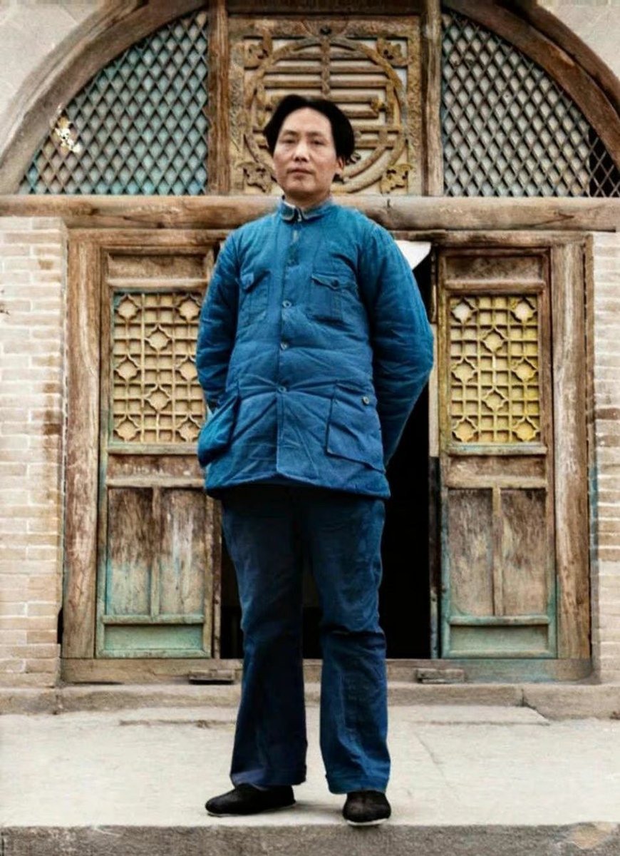 bailaoquan1's tweet photo. 他为人民谋幸福！
1938年，延安！ https://t.co/J1i623xh2E
