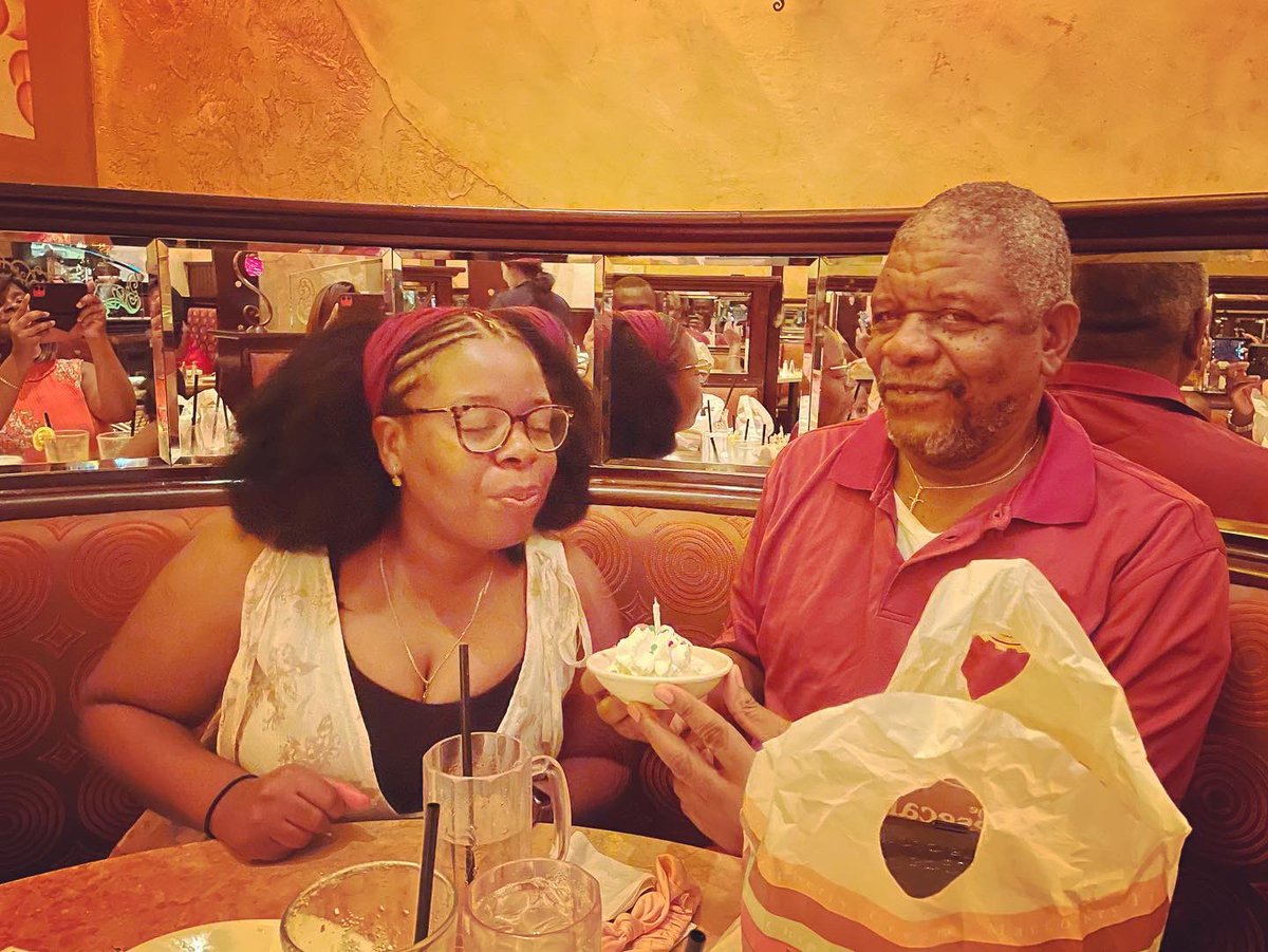 NellaDelva's tweet photo. Birthday weekend with dad be like…🎊🎉🎂 https://t.co/9BKbEtiOhV