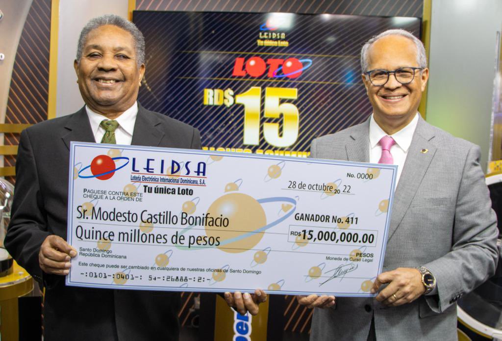 💰¡Ganador!💰 Un agrimensor se gana 15 millones de pesos en @Leidsaloto. #ElNuevoDiarioRD #Loteria