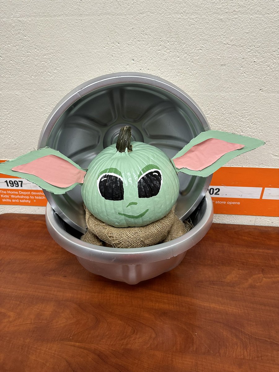 And the votes are in!!!the winning department from our First Annual Pumpkin Decorating Contest is D31 Service Desk!!!Congratulations 🎊 👏 And thank you to all who participated! Stay tuned for the next Event!
<a href="/HDjosh_/">Joshua Dominguez</a> <a href="/JosephZubia2/">Joseph Zubia</a> @Fuerstenberg15 <a href="/JAMMartinez1323/">Ana Martinez</a> <a href="/krys_ann88/">Krystal Mora</a>