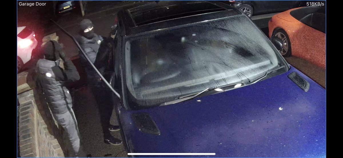 jerrydolke's tweet image. 1 58 AM this morning anyone know these trying to Nick my car off the drive in Bromley ? Please retweet