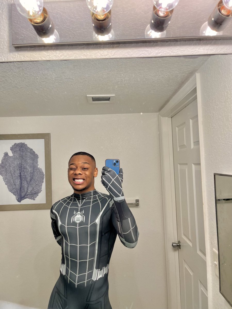 itsdeonx's tweet photo. 🕷️🥷🏽 https://t.co/3IAfxNUEQx