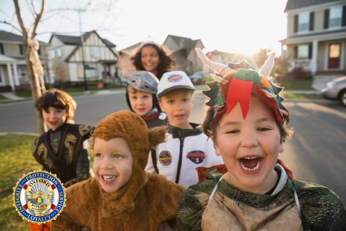 ChiefBPartridge's tweet photo. Please watch out for our children this Halloween. Pedestrian crashes increase by 43% on Halloween. #oxfordpd 🎃 👻 https://t.co/520ylmL10a