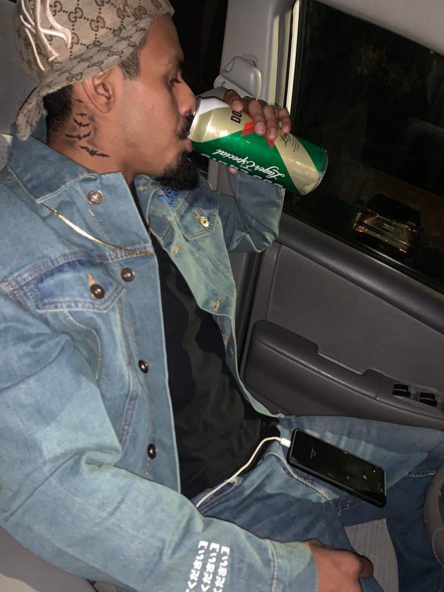 ace_cain04's tweet photo. Popped out lastnight and went dumb on em fit cost more then yo car 🤣🤣#designer #Mexicans #BigDickFridays #bigdickworkship #freakygirl #freak #FreakyDeakyTX #freakyhoe #freakynight #horny #drinking #drunk #drunkslut https://t.co/NYWuXiAyDV