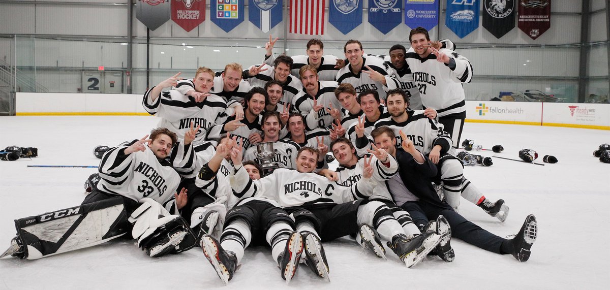 RECAP ➡️ Men's Hockey Repeats as WooCup Champions With Overtime Win Against Assumption

🗞️ bit.ly/3flB86G | #BisonPride #d3hky