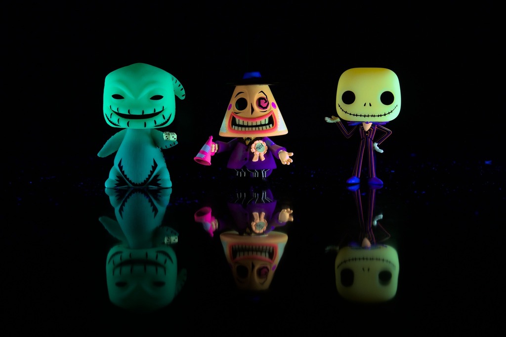 ldlq's tweet photo. The Nightmare Before Christmas
#villian #halloween #thisishallowen #funko #mtp_funko #darklight #ultravioleta #darklightphoto #product #productphoto #productphotographer https://t.co/tX8QRIHIF9