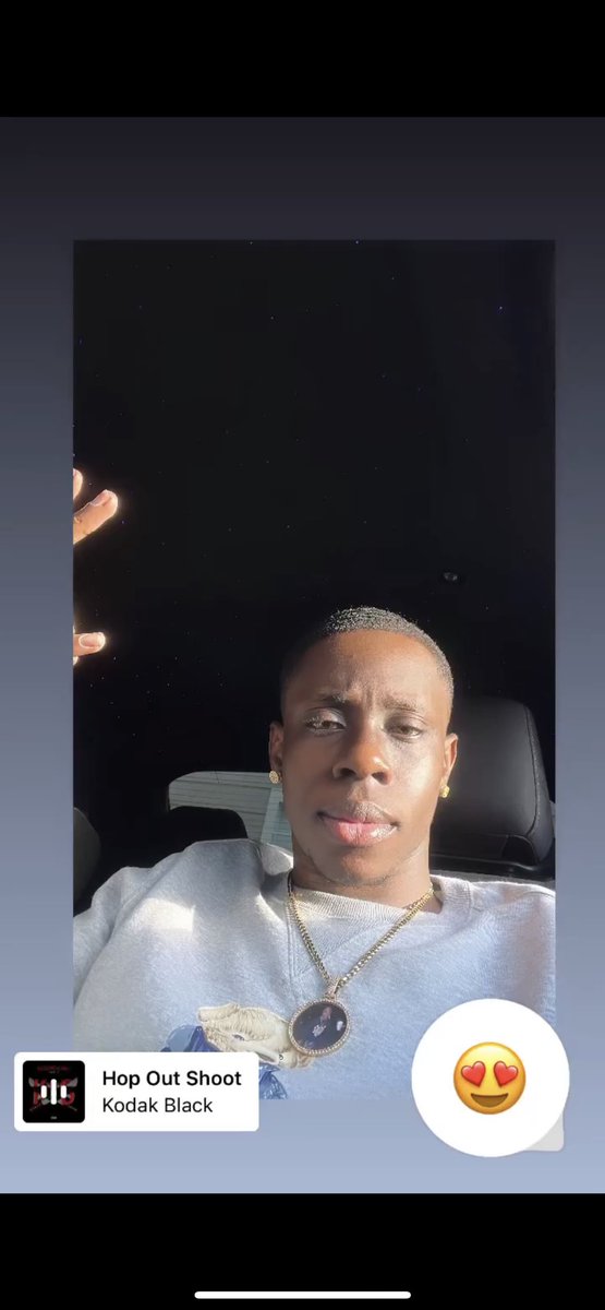 bentimez10's tweet photo. 🔋🔋 #alwayspraytogod https://t.co/qewrqA4QeZ