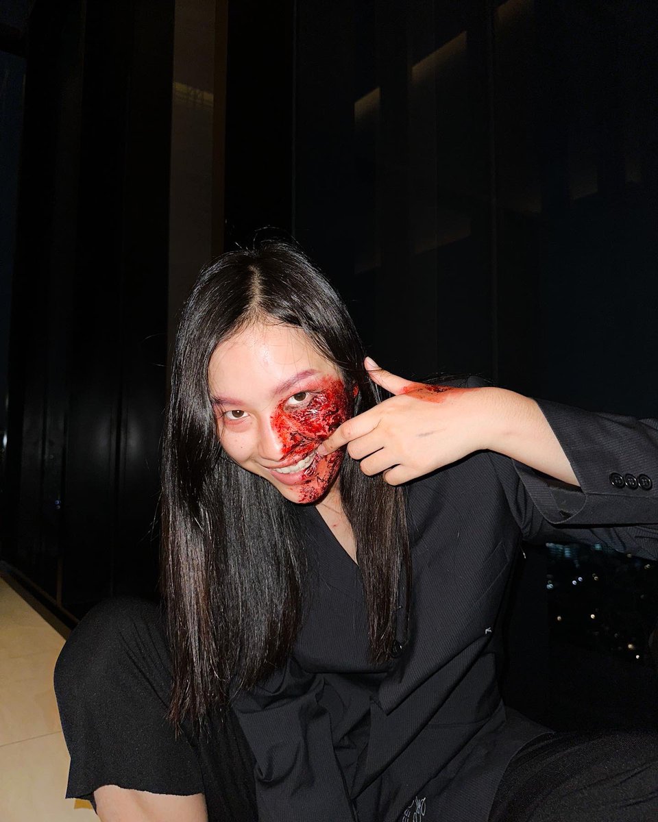 panlyyy's tweet photo. 🧟‍♀️ https://t.co/CAObUccFgj