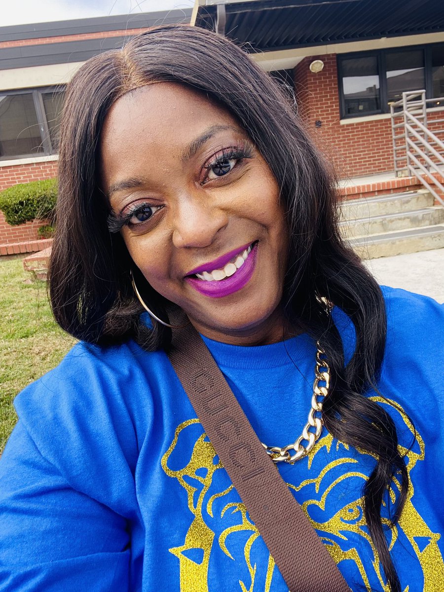 Hyeklazz's tweet image. It’s been 20 years!! #GHOE #classof2002 #happybirthdayGreensboro