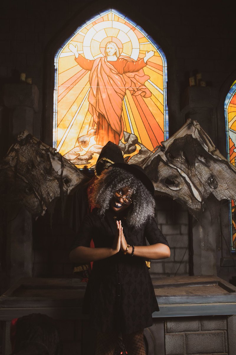 Welcome to Midnight Mass.
🖤🖤🖤🖤🖤🖤🖤🖤🖤🖤🖤🖤🖤🖤
📍: @MarkoffsForest
 📸:@headaboveheart 

Honorable: @killstar (dress) @kembeckled (wig)
🖤🖤🖤🖤🖤🖤🖤🖤🖤🖤🖤🖤🖤🖤
#BlackGirlMagic #BlackMass #AltBlackGirls #BlackAlternative #Goth #BlackGoth #Halloween