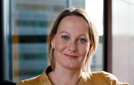 Bouwinvest Real Estate Investors (@bouwinvest) on Twitter photo Marleen Bosma wordt per 1 november aangesteld als Chief Client Officer (CCO) bij <a href="/Bouwinvest/">Bouwinvest Real Estate Investors</a>. Daarmee volgt zij Mark Siezen op, die op 1 september begon als CEO. Lees meer op onze website → bit.ly/3NnFR44 Marleen Bosma wordt per 1 november aangesteld als Chief Client Officer (CCO) bij <a href="/Bouwinvest/">Bouwinvest Real Estate Investors</a>. Daarmee volgt zij Mark Siezen op, die op 1 september begon als CEO. Lees meer op onze website → bit.ly/3NnFR44