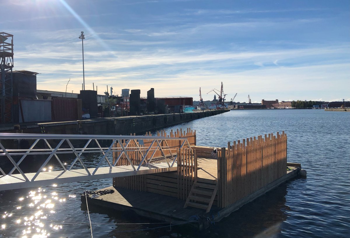 Den 3 november klockan 12 invigs den marina kolonilotten i Frihamnen i Göteborg. Invigningstalar gör stadsarkitekt Björn Siesjö och Ulf Dalnäs, vicedekan för samverkan på konstnärliga fakulteten vid Göteborgs universitet. gmv.gu.se/urbanfutures/s…