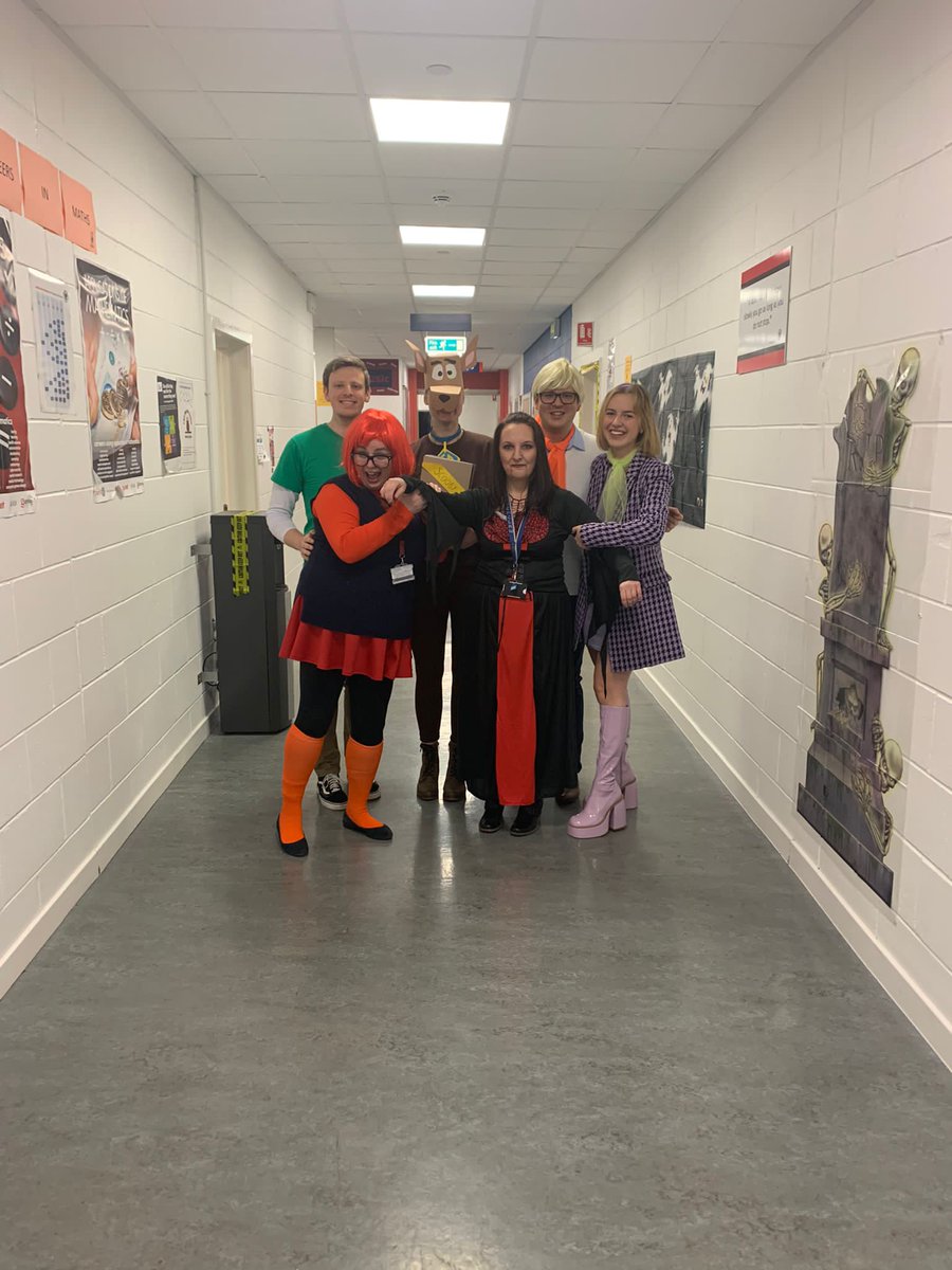 lgs_maths's tweet photo. Happy Halloween 🎃 from everyone in team LGS Maths! #ScoobyDoo #FridayFun #MeddlingKids 👻 https://t.co/ptNxG1VWYd