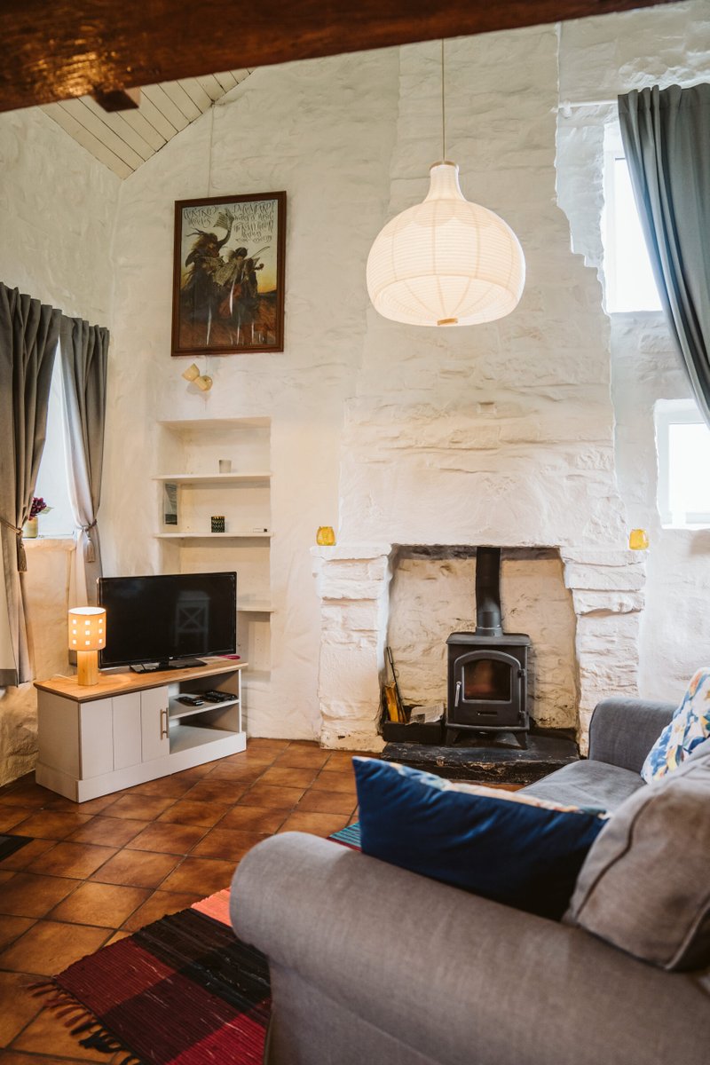TheHolidayCots's tweet photo. Whilst staying at Innishbeg Cottages in Enniskillen you will have access to a wonderful spa and yoga centre.
🛌Sleeps 1-33
https://t.co/YZ6Nnr2bFa
#Enniskillen #Fermanagh #HotTub #Spa #YogaCentre #Playground #Lake #Fishing #ChildrenWelcome #Idyllic #Magical #Getaway #Farm https://t.co/xTrYY8FnI1