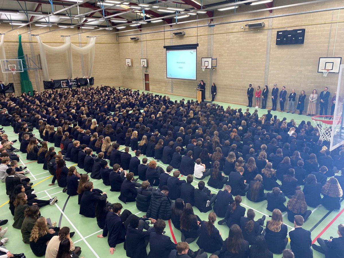 Wonderful to start the second half of term with a whole school assembly this morning, reflecting on the theme of #courage, one of our #ROCCK core values. <a href="/_JaneLunnon/">Jane Lunnon</a>