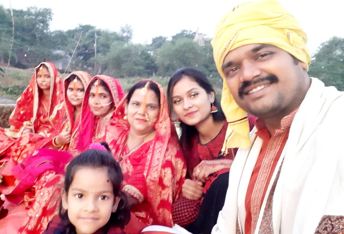 mangleshmuflis's tweet photo. छठ पूजा की हार्दिक बधाई व शुभकामनाएं https://t.co/KY4VLLzGdJ