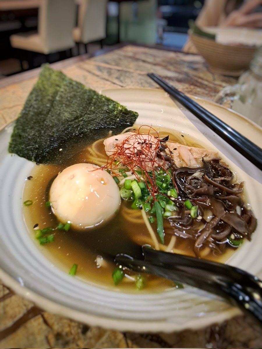 sipsandsavours's tweet photo. https://t.co/RKcyqvaDZb 🍜 #FishBroth #Ramen! #omnomnom #ラーメン
#Malaysian #Japanese #noodles #foodie #Malaysia #Selangor #PJ #petalingjaya https://t.co/wmD87EJRpM