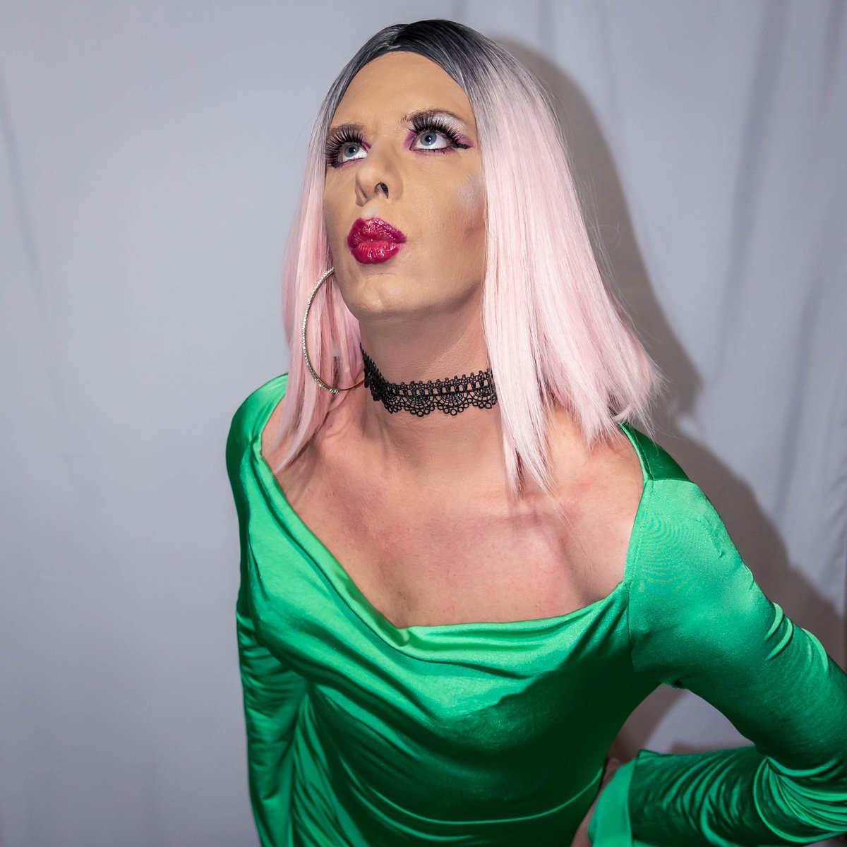 Charm Kingsley’s pics and videos