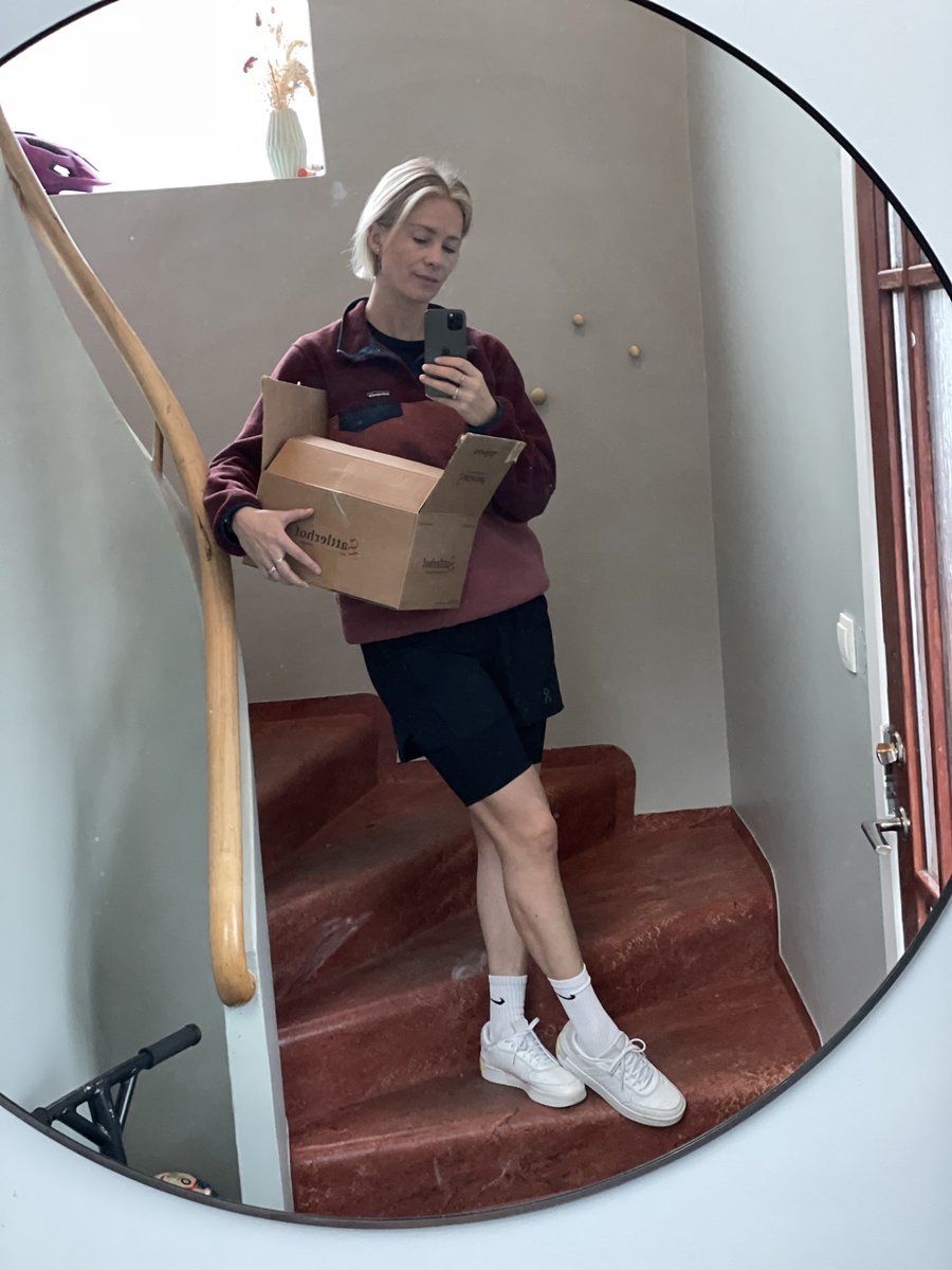 Katrín Atladóttir tweet media
