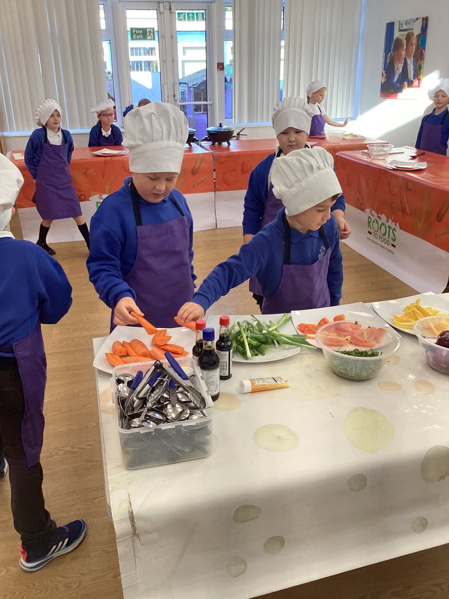 Emerald Class (@welbournemerald) on Twitter photo We are so excited to see <a href="/Rootstofood/">Darren Tinkler</a> this morning on our first day back to school! We are learning stirring, mixing, folding and marinading to begin the preparation for our recipe. ππ©βπ³π¨βπ³π₯£ We are so excited to see <a href="/Rootstofood/">Darren Tinkler</a> this morning on our first day back to school! We are learning stirring, mixing, folding and marinading to begin the preparation for our recipe. ππ©βπ³π¨βπ³π₯£