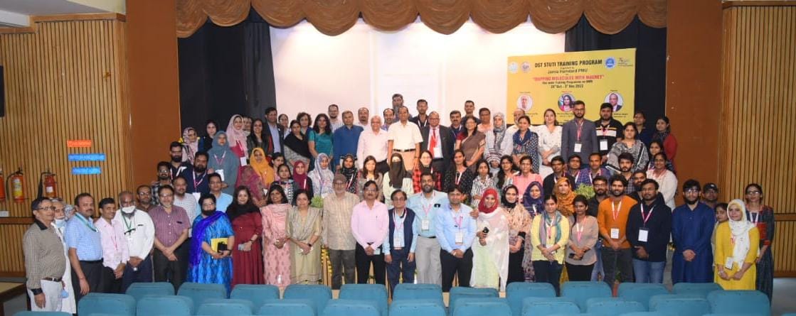dststuti's tweet photo. @Twitter Inauguration of DST STUTI Hands On training programme "Mapping Molecules with Magnet" on 28th October 2022 at Department of Pharmaceutical Chemistry, Jamia Hamdard . 30 participants are attending the training programme 
For more info pls visit : https://t.co/EFF7BbbEh6 https://t.co/ESp8K463We