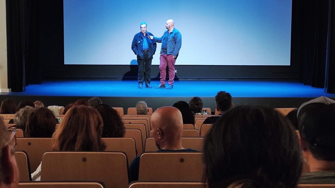 #PedroOlea premio a Mejor Dirección Ciudad de Benalmádena presenta #Díasdeviejocolor en el #Ficcab2022 📽 . . . #ficcab2022 #ficcab #cortometrajes #festivaldecine #benalmadena