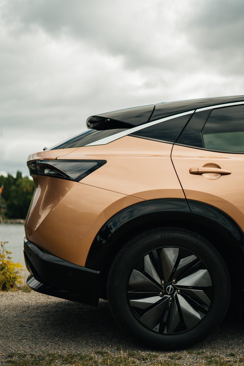 "Driving this EV through the beautiful landscapes of Stockholm was and absolute joy. Experiencing the nature around us in a quiet &amp; peaceful environment really makes you feel at one with what's around you."

Image 📷 tommybrady7

#ad