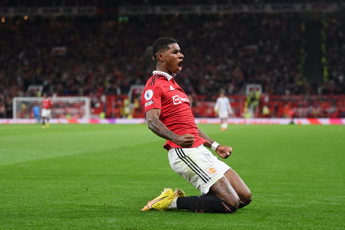 utdreport's tweet photo. Happy 25th birthday, @MarcusRashford 🥳

Here's to many more memories ❤️ https://t.co/cNHz9F49di