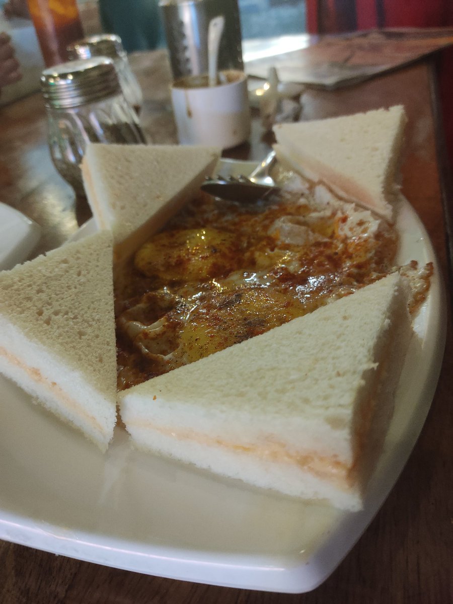 DrupalConcepts4's tweet photo. Great Break Fast #sunnysideup #eggs #halfboiled https://t.co/LkBAYuEip7