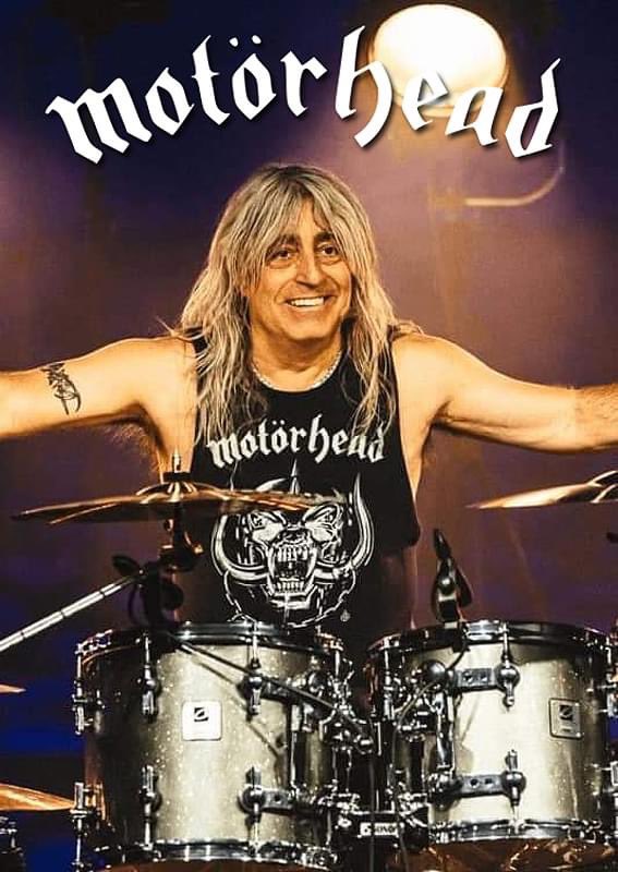 Happy birthday MIKKEY DEE! 
(October 31, 1963) 