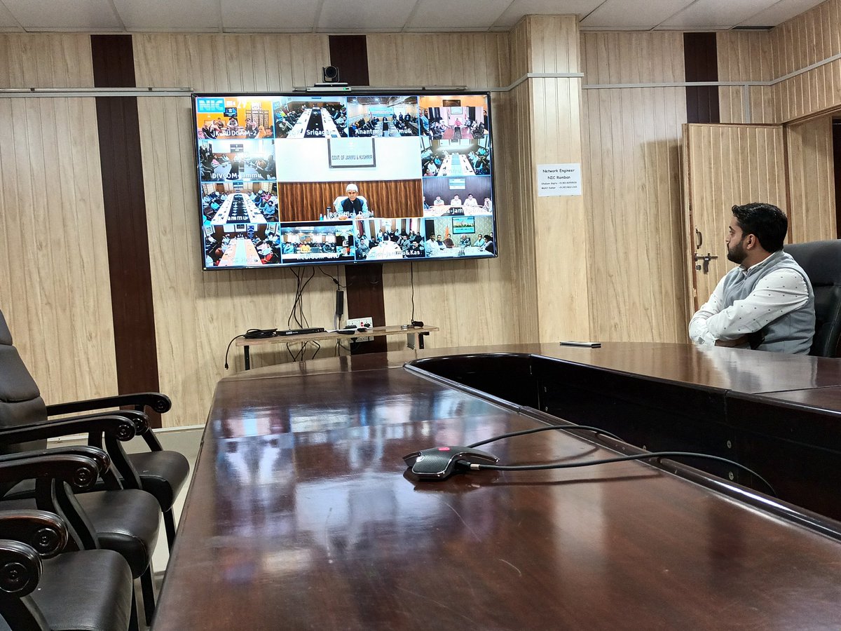 dcramban's tweet image. #ReformPerformTransform
Participating in Hon&apos;ble Lt. Governor&apos;s address on beginning of Vigilance Week and National Unity Day today. @diprjk @OfficeOfLGJandK @Rameshkumarias @Divcomjammu @infjammu