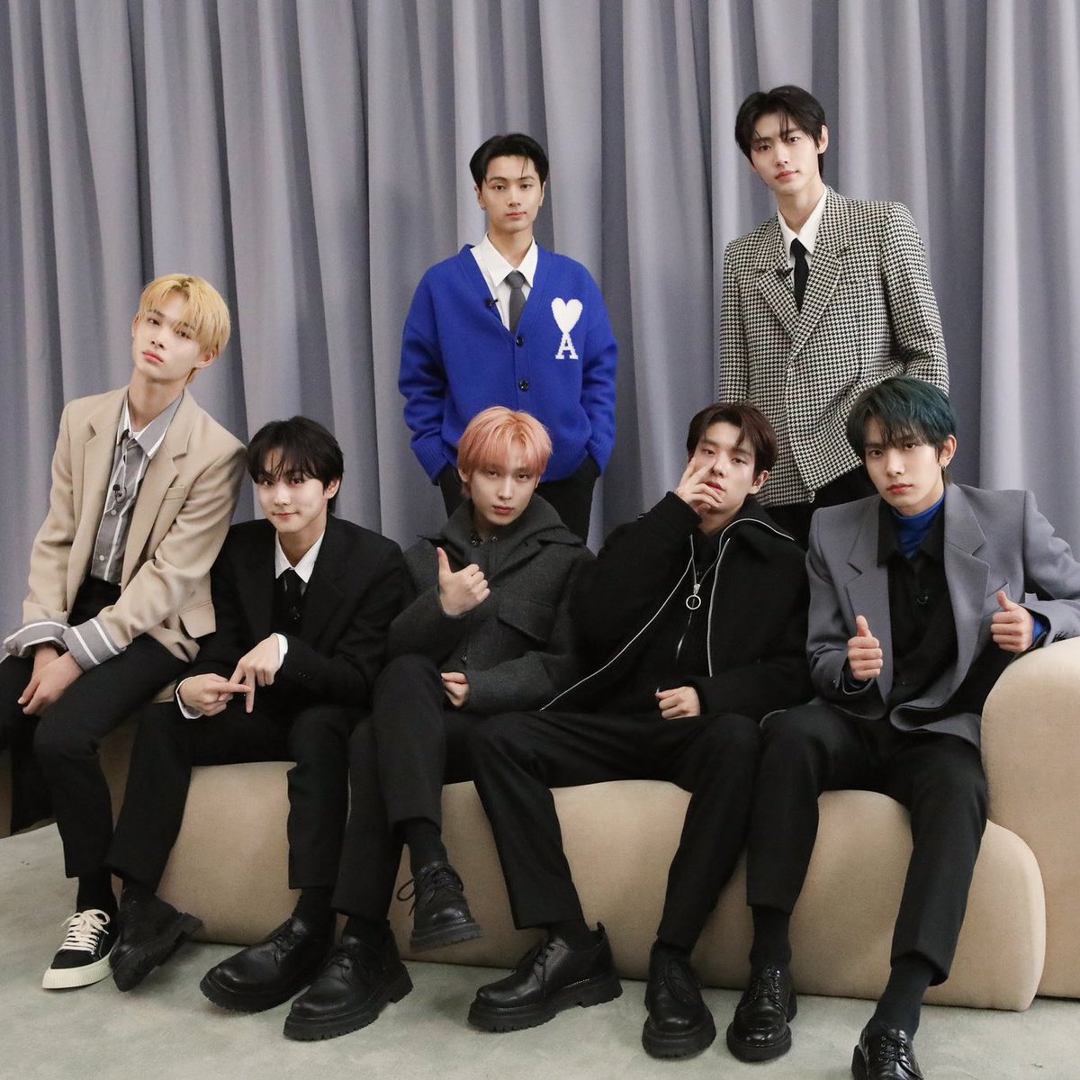 CloutNewsMedia's tweet photo. @/ENHYPEN was the MOST followed K-pop account on twitter last week. 

@ENHYPEN_members @ENHYPEN #ENHYPEN #엔하이픈 #ni_ki #sunghoon #jungwon #heeseung #sunoo #jay #jake https://t.co/0EVbg1vVIl