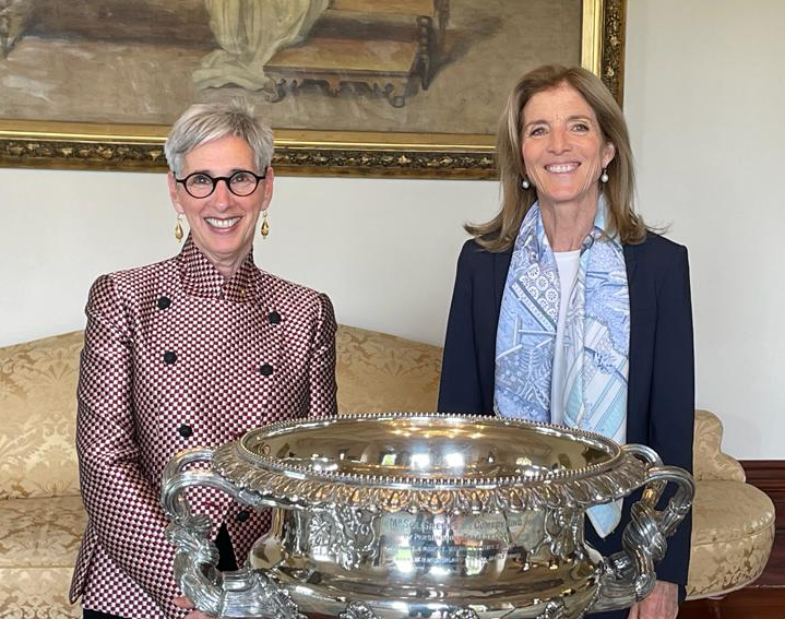 USEmbAustralia's tweet image. As part of her visit to #Melbourne, Ambassador Kennedy met the Honourable Linda Dessau AC, Governor of Victoria @VicGovernor . Thank you for making her feel so welcome. 

#USwithAus #Victoria