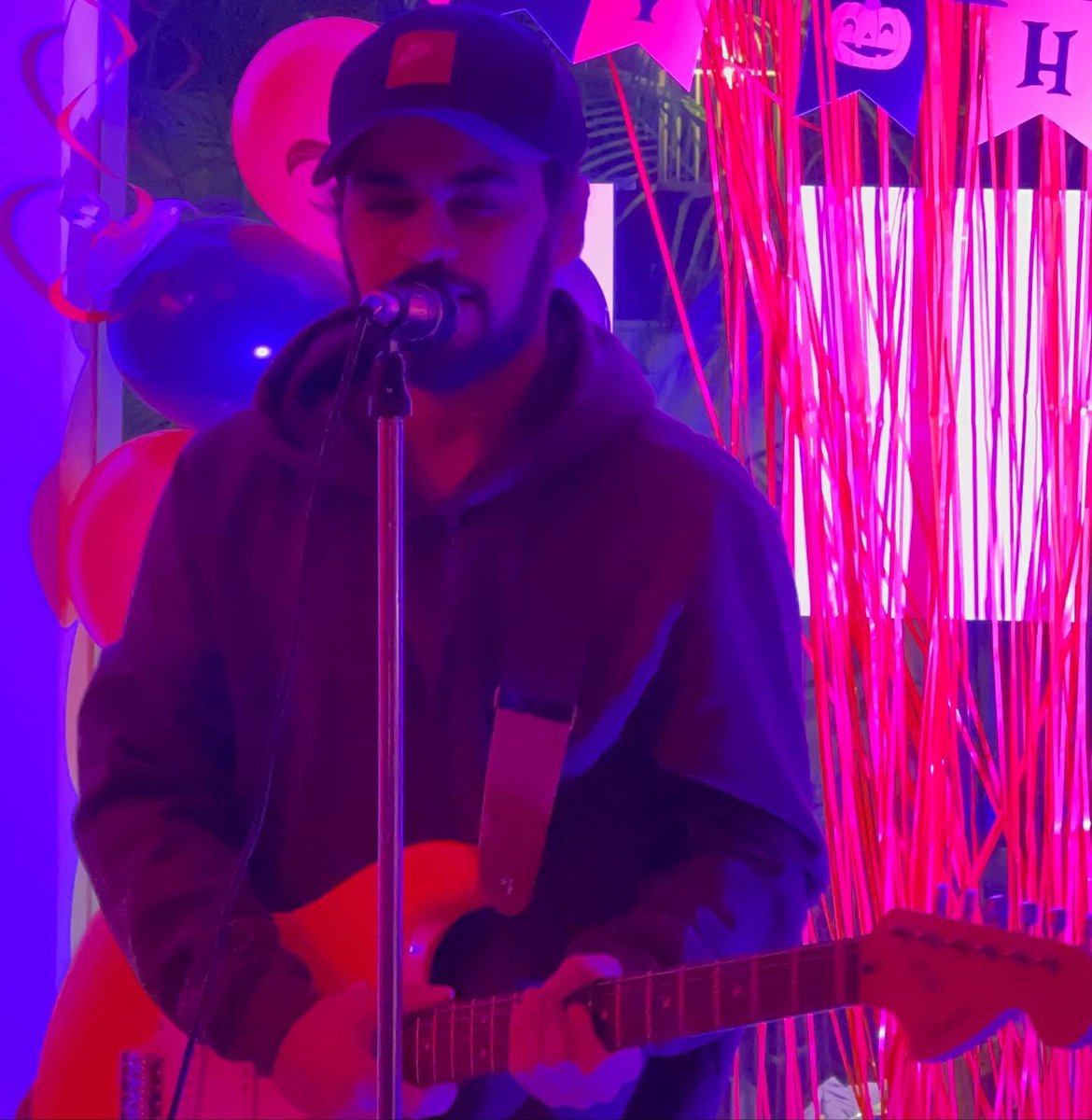 Happy Halloween everyone 🍻