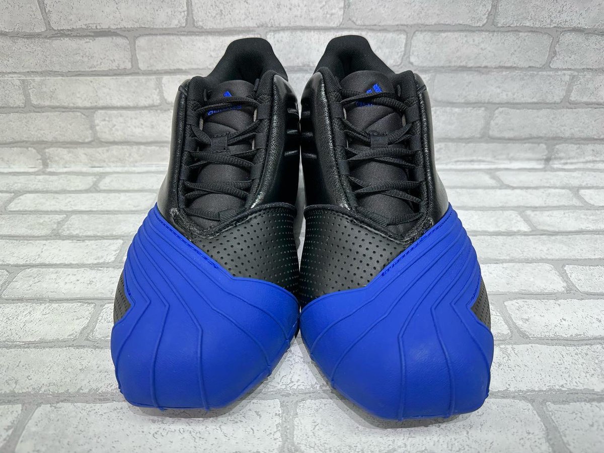 gallery2basket's tweet photo. 【11/1(火)発売】
adidas TMAC 1
(GY2404)
　
https://t.co/hnBlYqMPeT

#gallery2 #ギャラリー2 #ギャラ2 #バスケットボール #バスケ #バッシュ #basketball #adidas #adidasbasketball #tmac #adidastmac #tracymcgrady #mcgrady #orlandmagic #tmac1 #adidastmac1  #nba https://t.co/8w2zybaE28