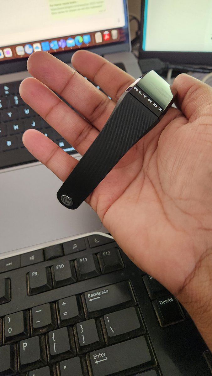 Djay434's tweet photo. One band to rule them ALL! #Tata #Altroz #iTurbo red+black - got this beauty delivered yesterday; what a fabulous little thing this is. My 2nd Tata after the cute, venerable #Tiago. The band does the job of a key -open/close/start/stop - all from this! https://t.co/6DHYyxxq1F