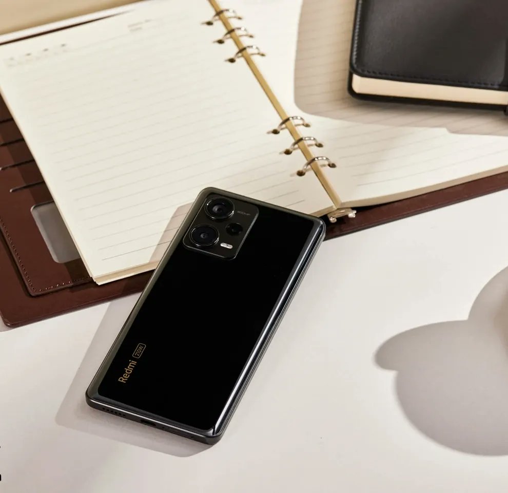 rockleaks's tweet photo. Redmi Note 12 Discovery Edition 😍
📷ithome
#redmi #RedmiNote12 #RedmiNote12series #RedmiNote12Pro
#RedmiNote12ProPlus #RedmiNote12discoveryedition https://t.co/9xIGqvSEmR