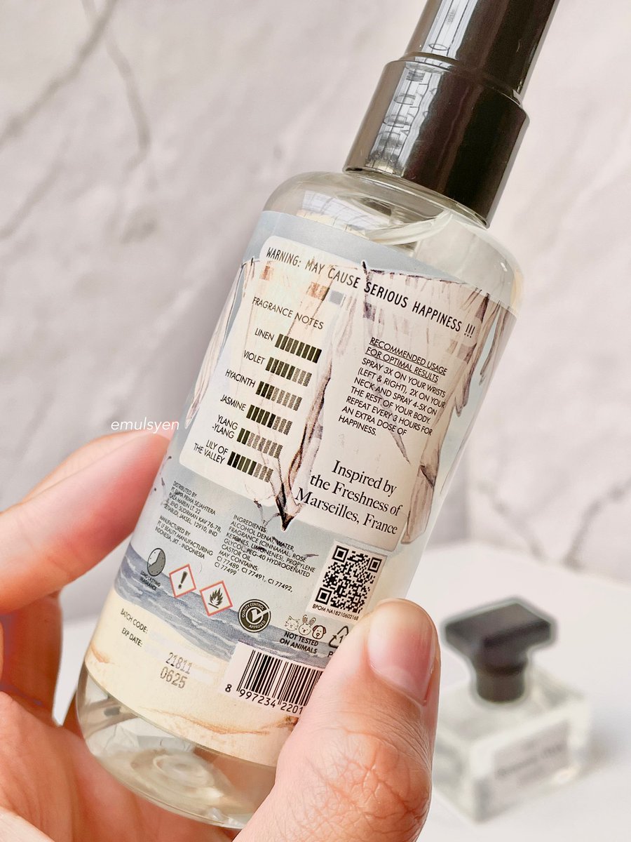 kalo kalian suka wangi melati, mnurutku ini bakalan COCOKKK POL! di ruangan 2x2, wanginyaa nyebar sih.

dry down-nya kaya wangi laundry, jadi soft &amp; nyaman gituu😭 sumpah rasanya kaya pengen tiduran di seprei yg abis di laundry.