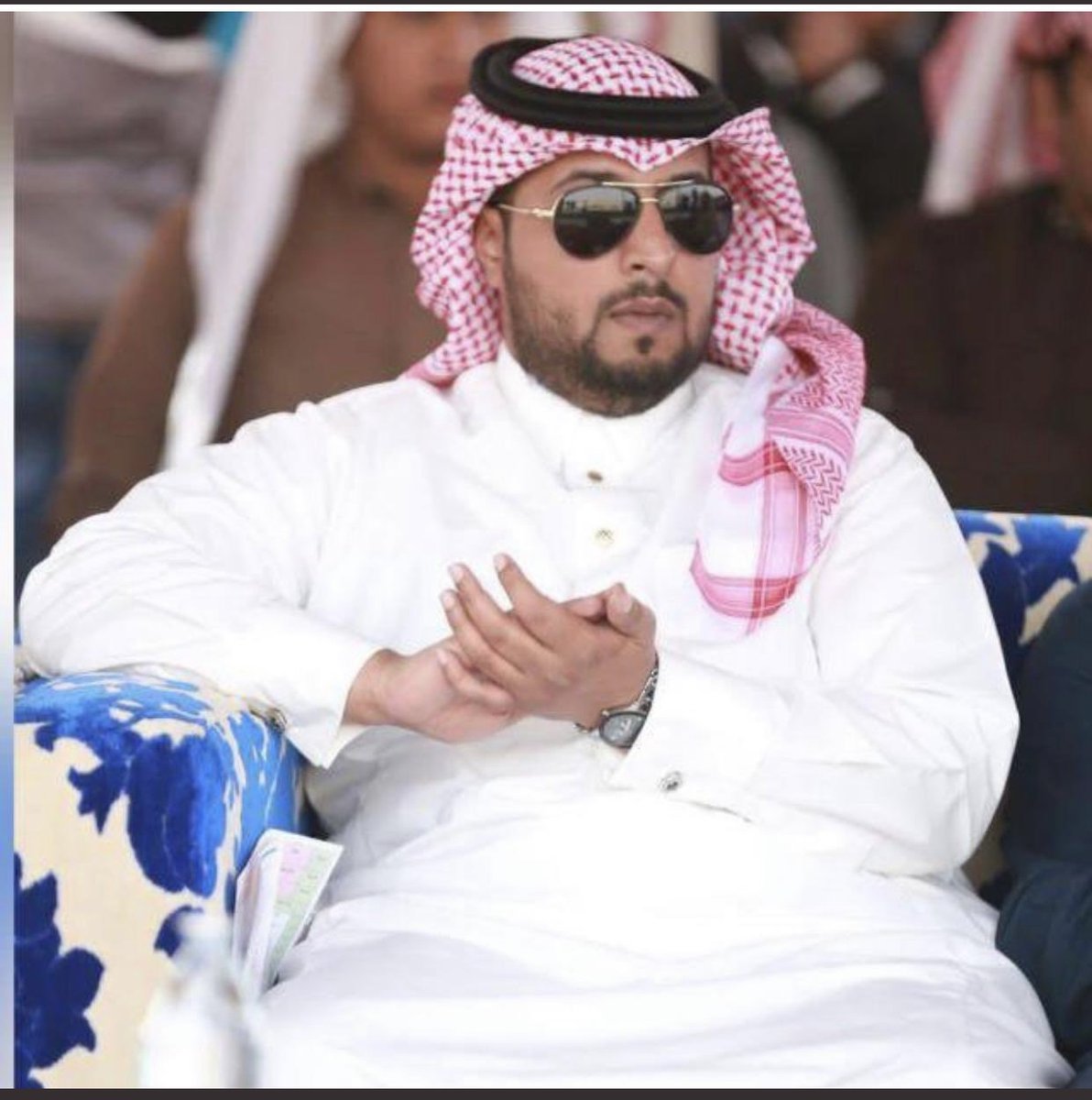 تتقدم ادارة #نادي_الوعد  بالشكر الجزيل لصاحب مجموعة العربية للنقل 
رجل الأعمال/ بدر بن حمود العنزي

وذلك لدعمه بحافلات نقل للفريق الاول 
ادارة #نادي_الوعد