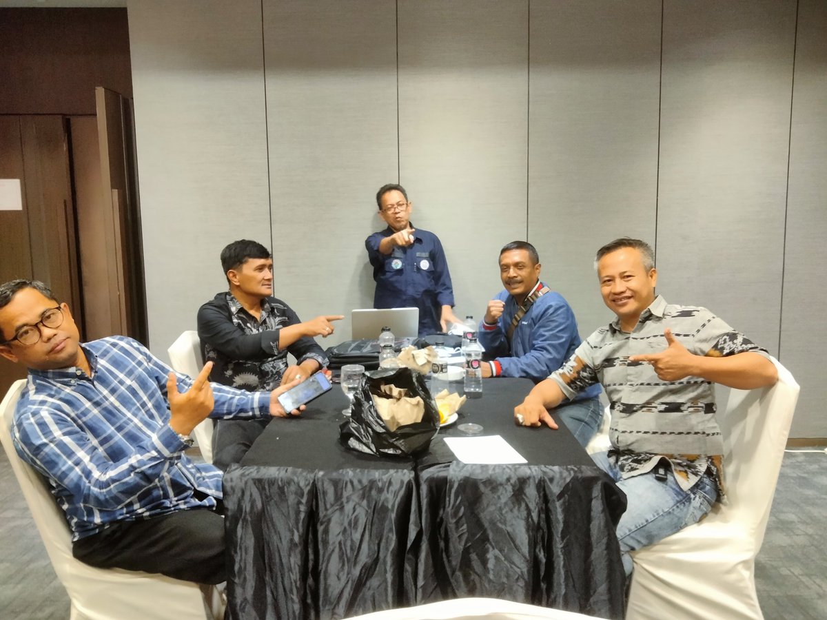 Lendy17 tweet media