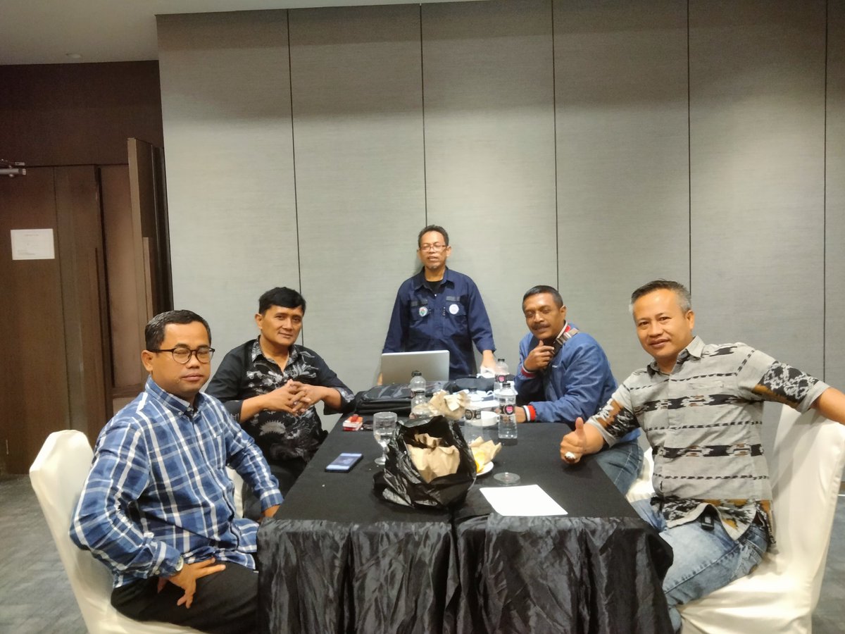 Lendy17 tweet media