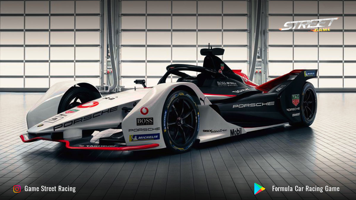 You will never know how a driver feels when he wins a race. The helmet hides unfathomable emotions.
#formulacar #racing #formula #motorsport  #racecar #car #racinglife #gaming #f1 #sports #formula1 #formulacarracing