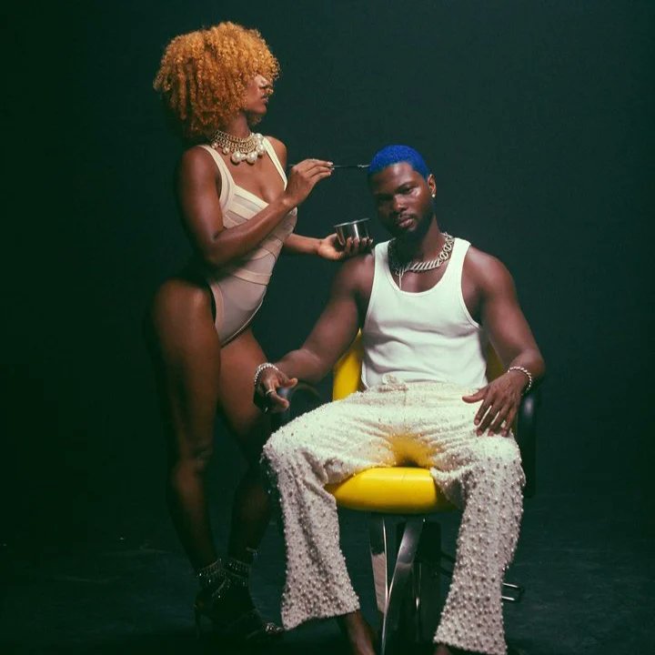 wurlDfamPage's tweet photo. Wednesday is loaded for the Blue Fam.
New Vizuals from Daddy Blue on Wed Nov 2nd.
Press Official Video + “My WorlD With U”#MyWorlDWithU Short film for the Fam. Things we love to see 💙💙🦋🦋🦋 #NakedRain #SameAsYou https://t.co/Wsacu9q0NS